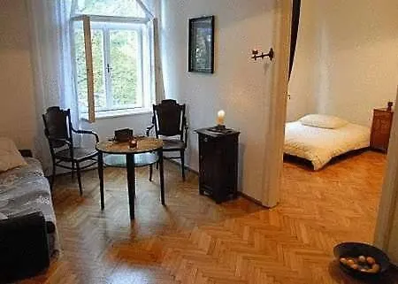Silver Wolf Apartment